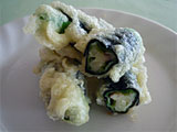 シシトウのチーズ海苔巻き