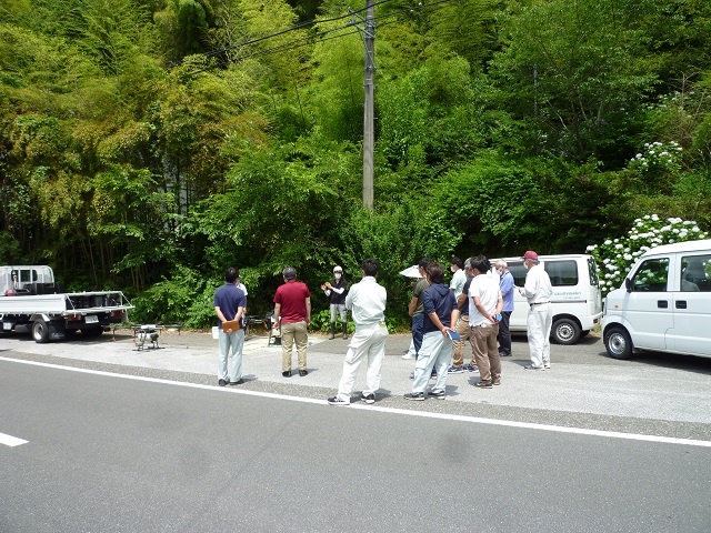 ドローン防除試験(山西).jpg