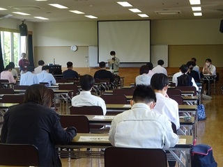 学生からの学校紹介.jpg